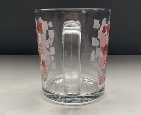 Strawberry Shortcake - Checkered Standing Pose 17.5z Glass Mug