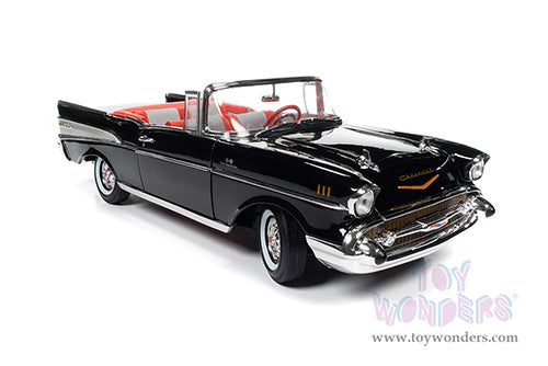 Cargue la imagen en el visor de la galería, Auto World Silver Screen Machines - James Bond 007 Chevrolet® Bel Air® Convertible - Dr. No 1962 1/18 Scale Diecast Model Car

