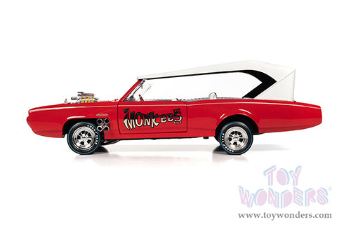 Load image into Gallery viewer, Auto World Silver Screen Machines - Monkeemobile with Four Monkees 1966 1/18 Scale Diecast Model Car
