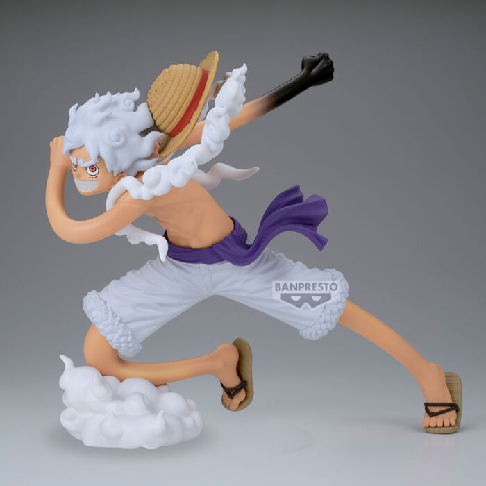 Cargue la imagen en el visor de la galería, Action figure of a character from a popular anime series on a gray background
