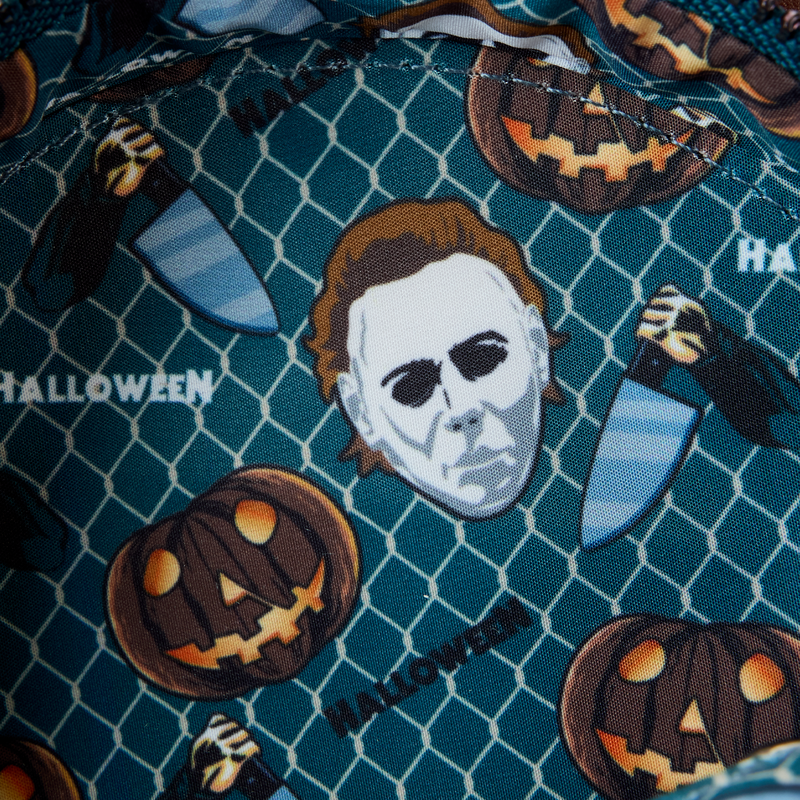 Chargez l&#39;image dans la visionneuse de la galerie, Loungefly Halloween Michael Myers Mask Glow Crossbody Bag
