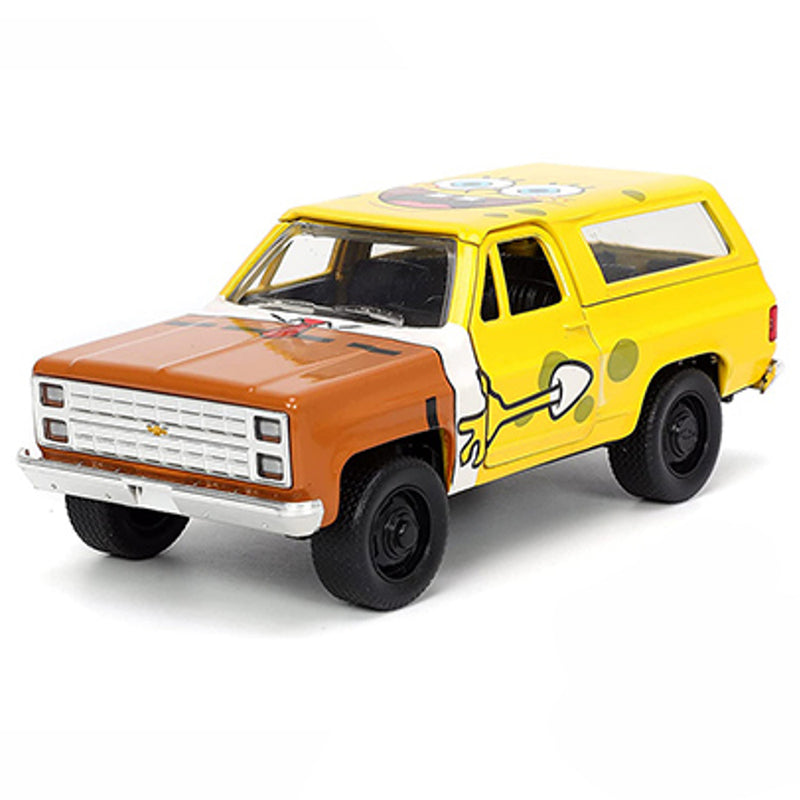 Load image into Gallery viewer, SpongeBob: 1980 Chevy® K5 Blazer With SpongeBob SquarePants Diecast Model Car
