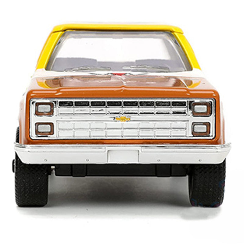 Load image into Gallery viewer, SpongeBob: 1980 Chevy® K5 Blazer With SpongeBob SquarePants Diecast Model Car
