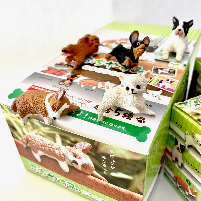 Cargue la imagen en el visor de la galería, Playful Hanging Dogs Figurines Blind Box
