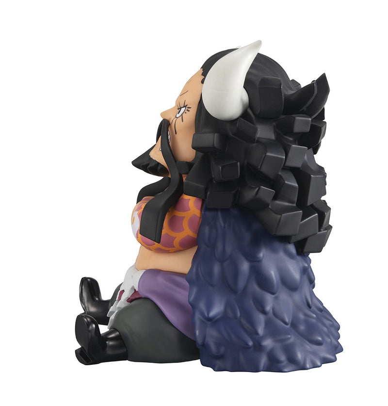 Load image into Gallery viewer, Ultra Tokyo One Piece - Lookup Figure
