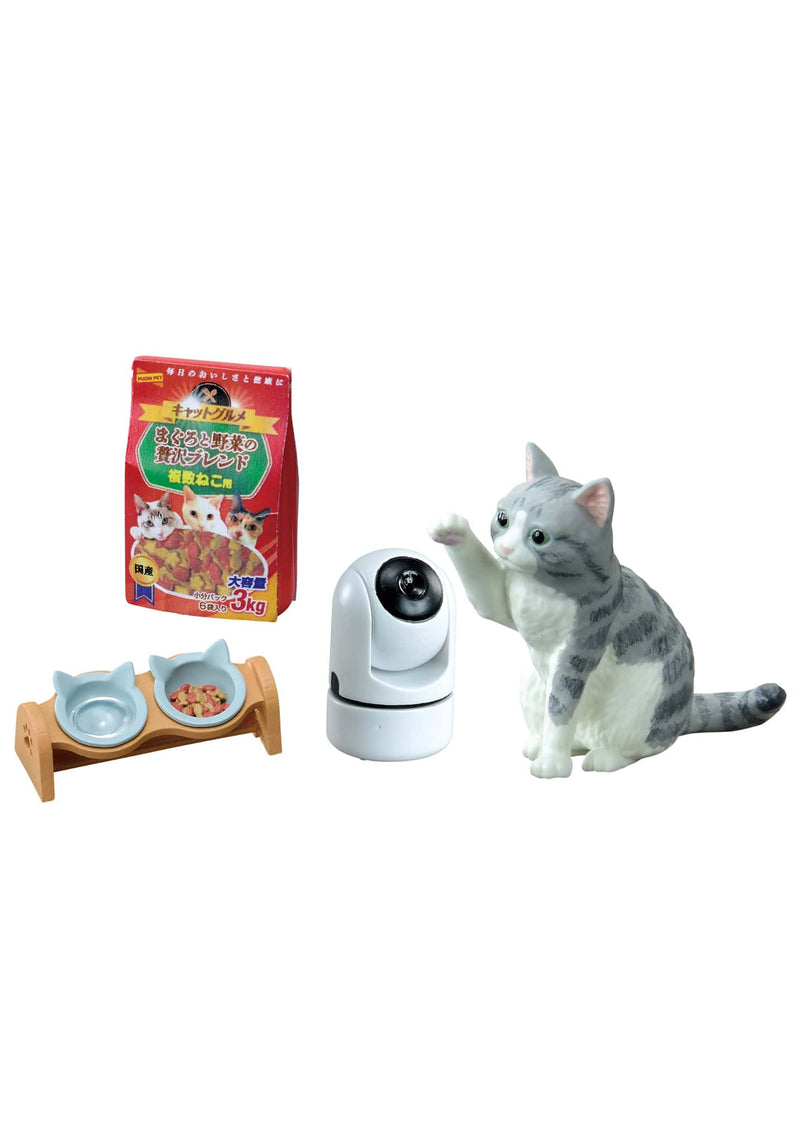 Chargez l&#39;image dans la visionneuse de la galerie, Clever Idiots Inc. Life with Cats Collection 1Pc Random Blind Box
