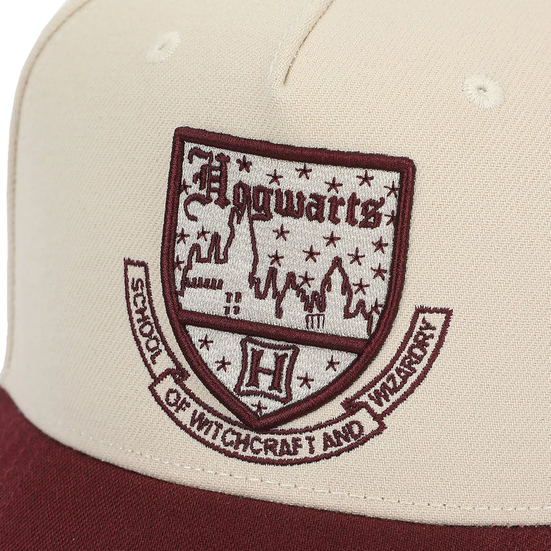 Cargue la imagen en el visor de la galería, Bioworld Harry Potter - Hogwarts Castle White A-Frame Baseball Hat
