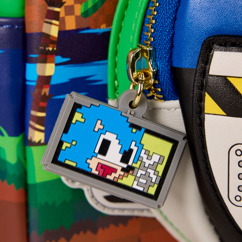 Chargez l&#39;image dans la visionneuse de la galerie, Loungefly Sonic the Hedgehog - Sonic Light Up Mini Backpack
