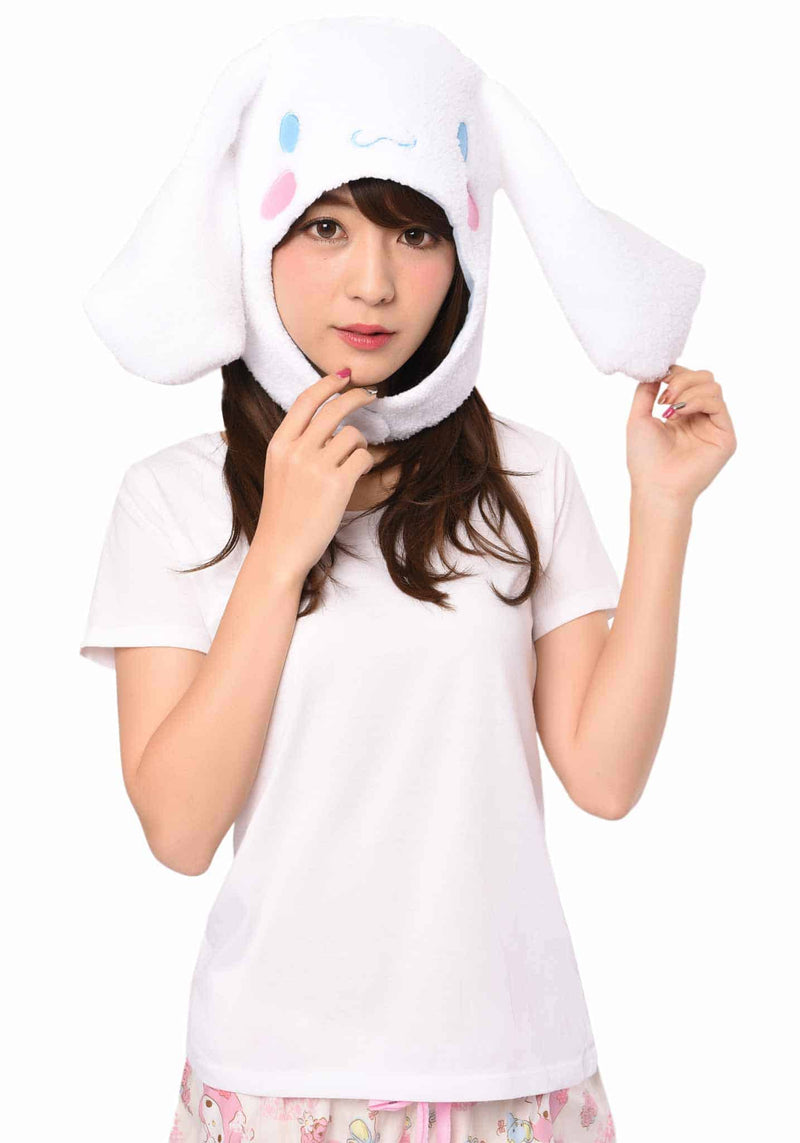 Cargue la imagen en el visor de la galería, Sanrio Cinnamoroll Cozy Costume Beanie Hat
