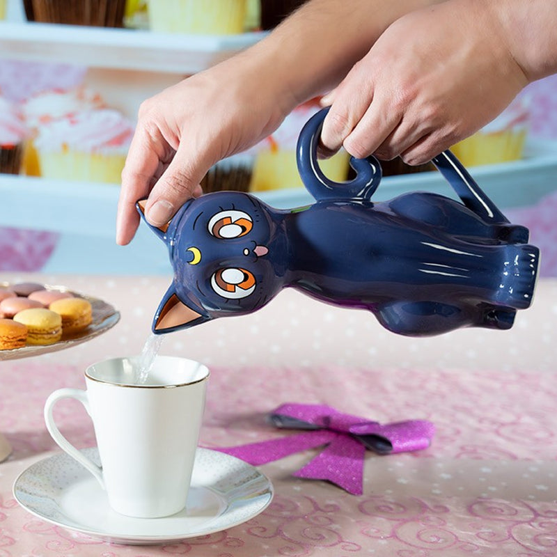 Chargez l&#39;image dans la visionneuse de la galerie, Sailor Moon - Luna Ceramic Teapot
