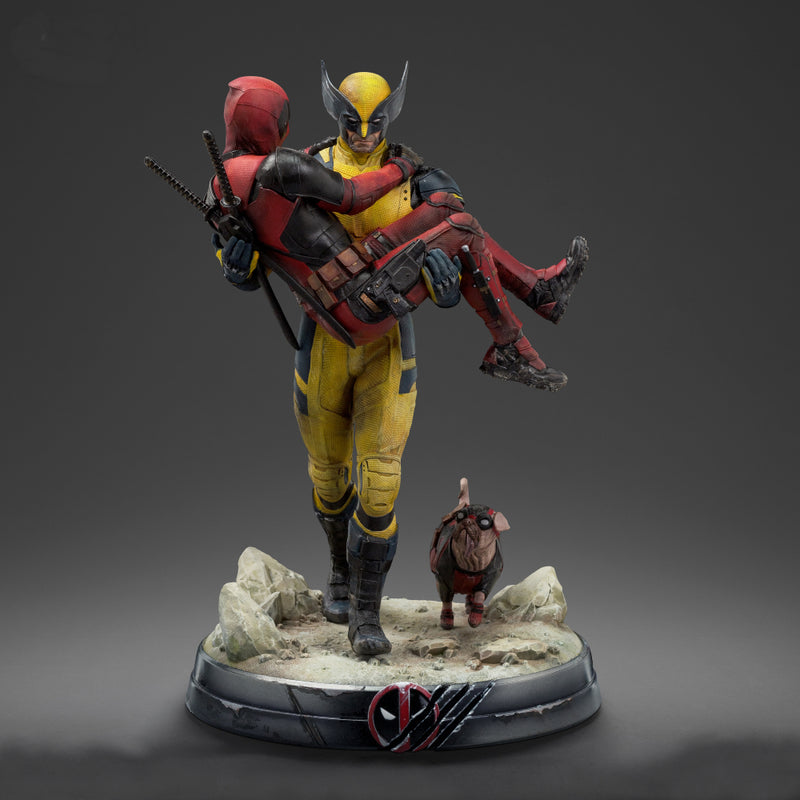 Chargez l&#39;image dans la visionneuse de la galerie, Diamond Marvel Comics: Deadpool &amp; Wolverine -Deluxe 1/10 Scale Statue Figure
