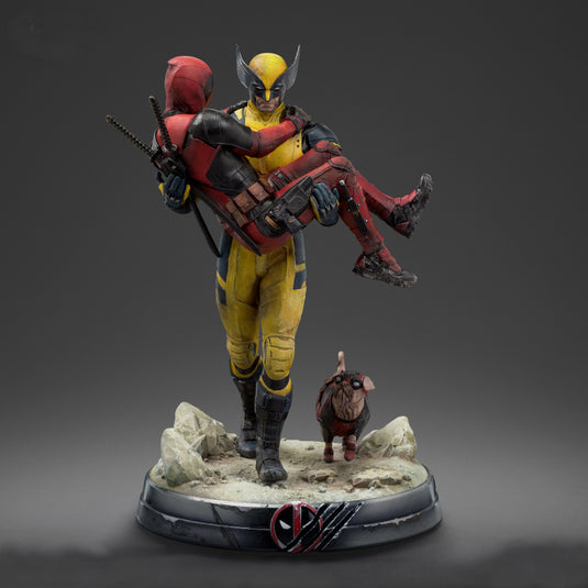 Marvel Comics: Deadpool & Wolverine -Deluxe 1/10 Scale Statue Figure