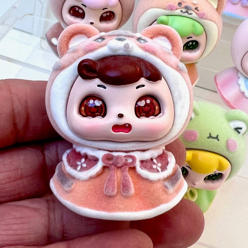 Chargez l&#39;image dans la visionneuse de la galerie, Sunny Girl 1pc Figure Blind Box
