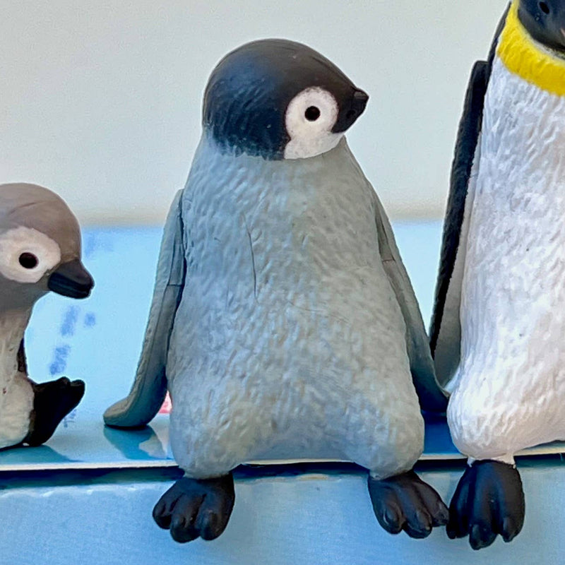 Load image into Gallery viewer, BCmini - Playful Hanging Penguin 1Pc Blind Box

