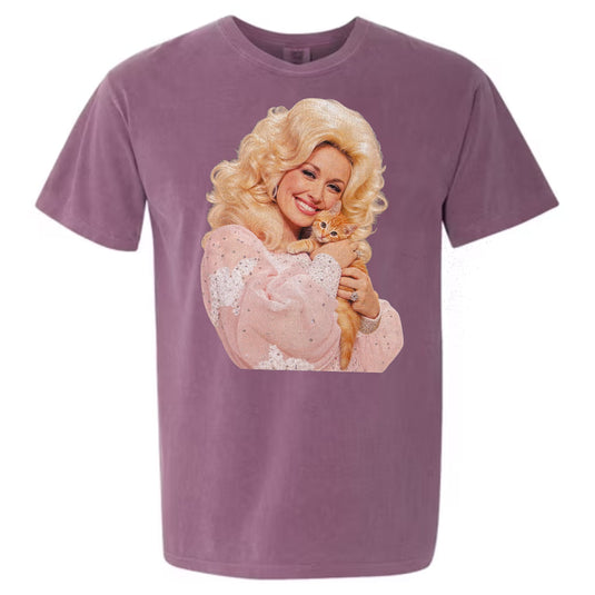 Dolly Parton - Dolly Kitty Berry Pink Comfort Color T-shirt