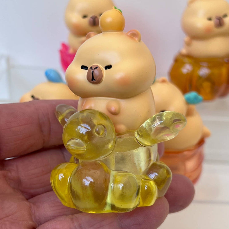 Chargez l&#39;image dans la visionneuse de la galerie, Capybara Light Up Jewel 1pc Figure Blind Box
