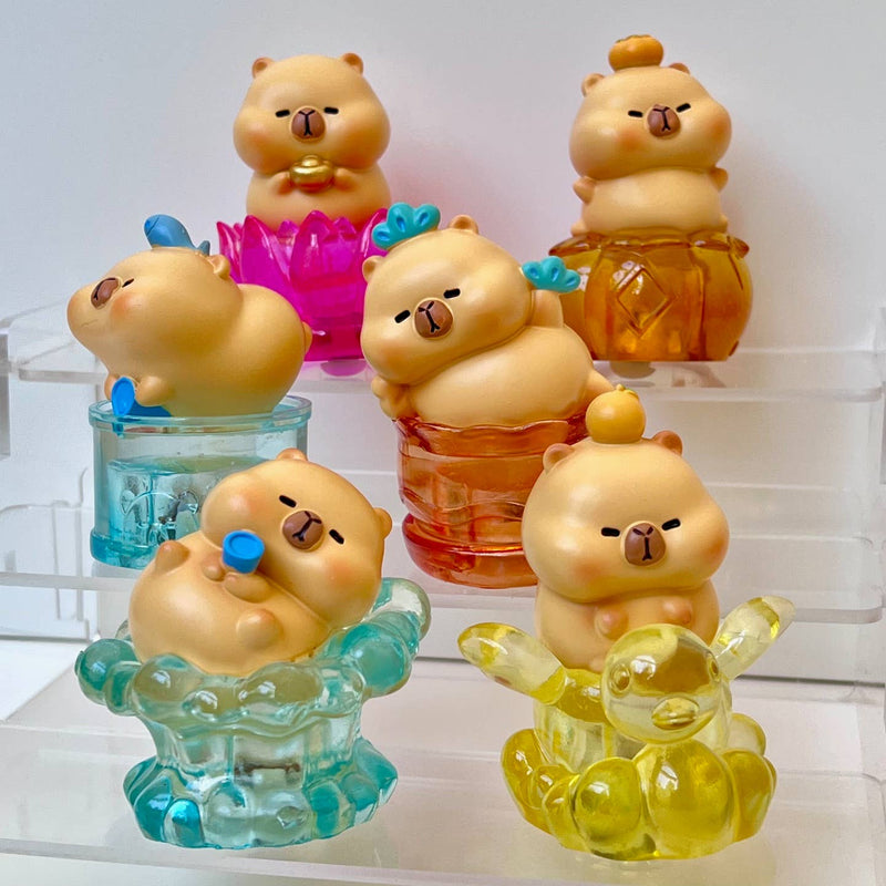 Chargez l&#39;image dans la visionneuse de la galerie, Capybara Light Up Jewel 1pc Figure Blind Box
