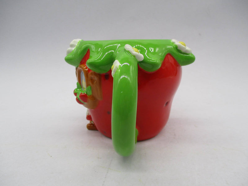 Cargue la imagen en el visor de la galería, Strawberry Shortcake Cake Ceramic 3D Sculpted Mug
