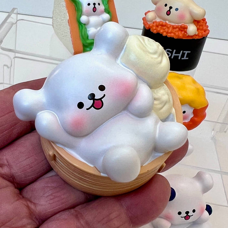 Chargez l&#39;image dans la visionneuse de la galerie, Puppy Snack 1pc Figure Blind Box
