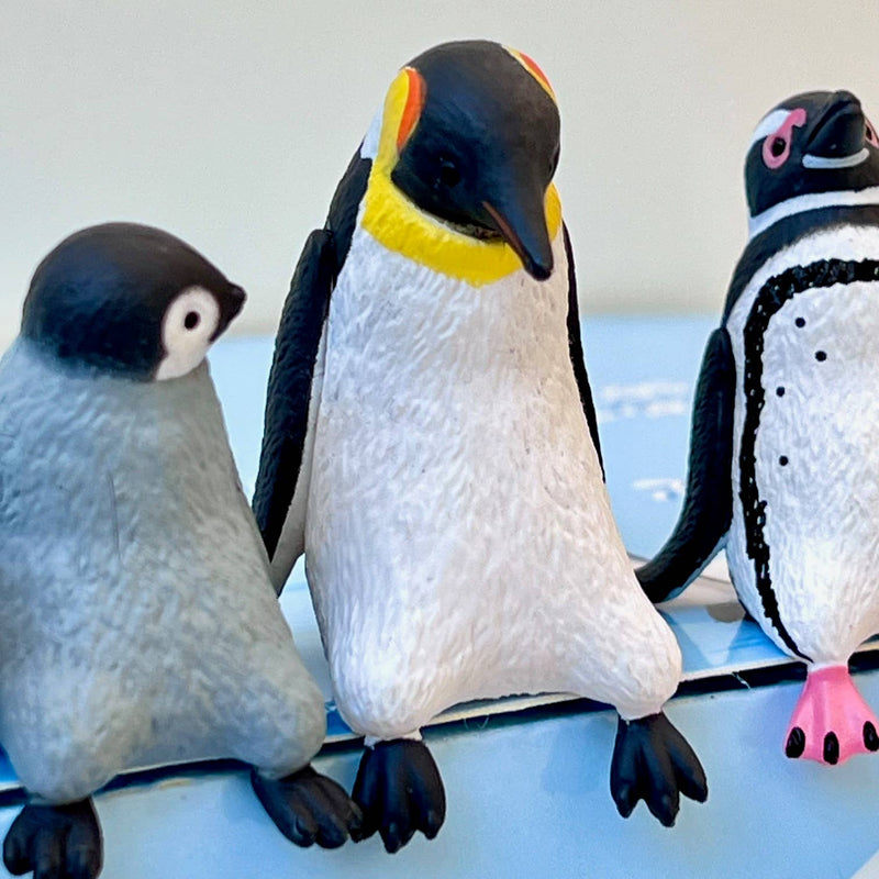 Load image into Gallery viewer, BCmini - Playful Hanging Penguin 1Pc Blind Box
