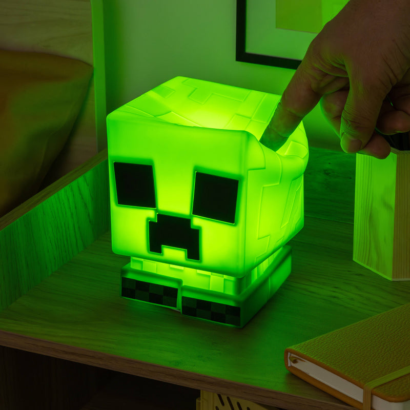 Chargez l&#39;image dans la visionneuse de la galerie, Minecraft Creeper SquishyGlo Silicone Light Rechargeable Lamp
