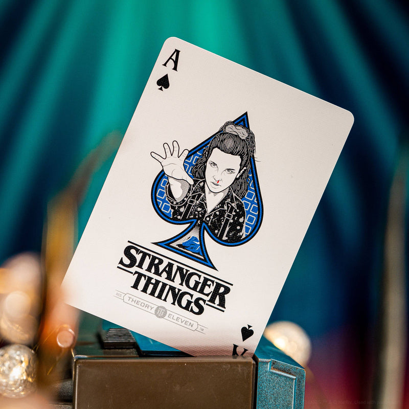 Cargue la imagen en el visor de la galería, Stranger Things - Characters Playing Cards

