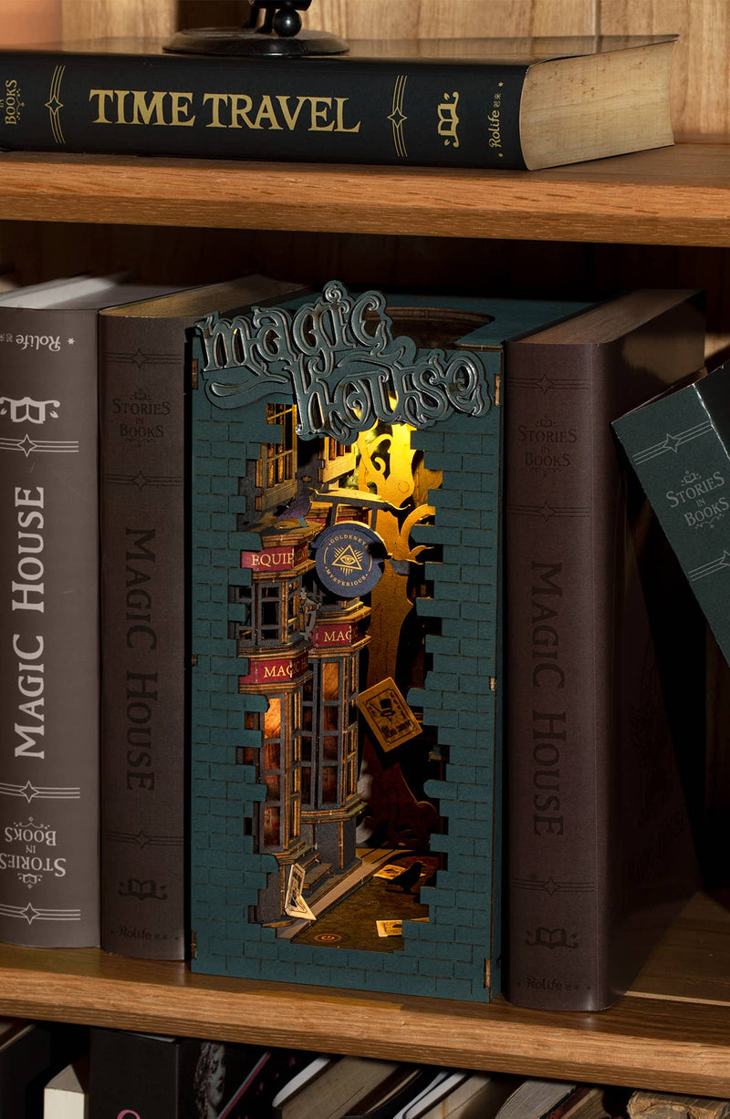 Cargue la imagen en el visor de la galería, Robotime: Magic House Book House Rolife 3D Wooden Puzzles Figure
