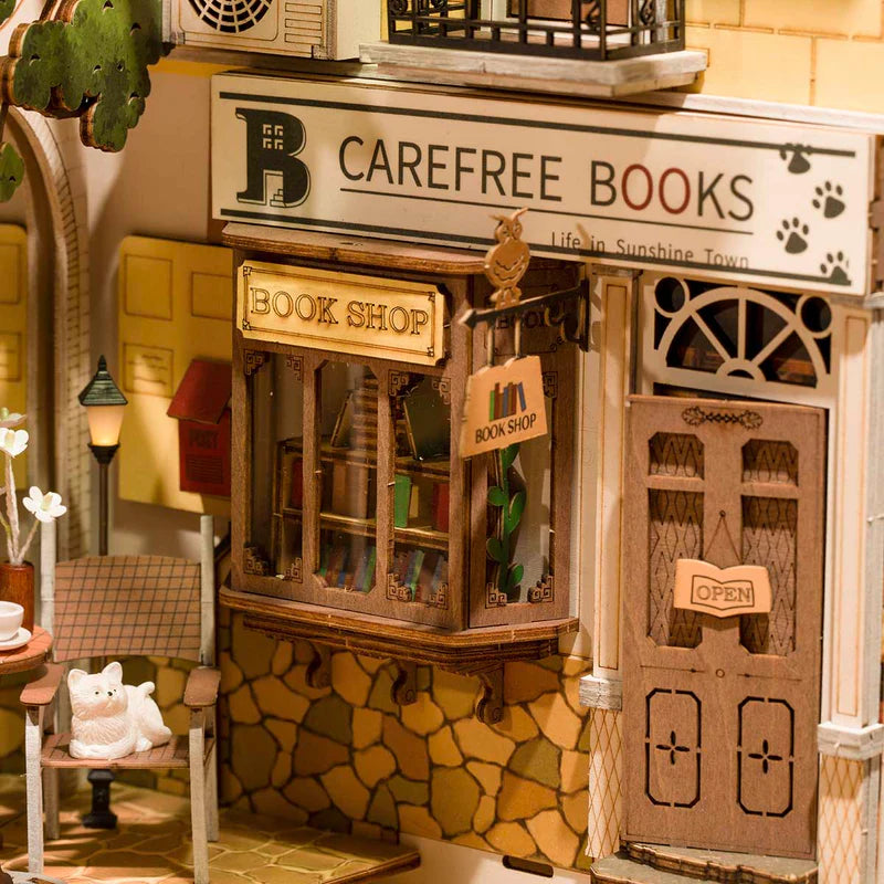 Cargue la imagen en el visor de la galería, Robotime Rolife - Sunshine Town Book Nook Shelf Insert Figure
