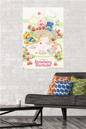 Trends International The World of Strawberry Shortcake - Bridge and Friends Poster