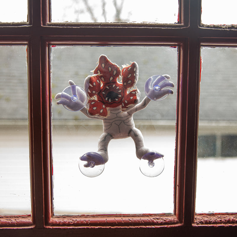 Cargue la imagen en el visor de la galería, Neca Stranger Things - Demogorgon Window Clinger Plush
