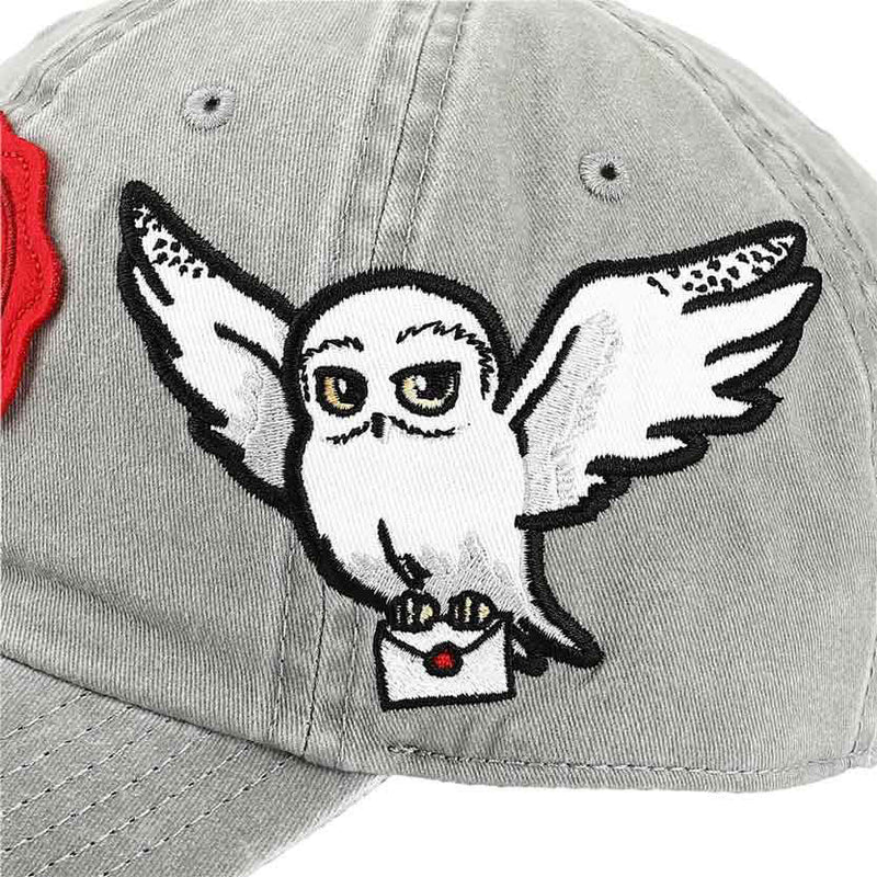 Cargue la imagen en el visor de la galería, Harry Potter Hogwarts Felt Stamp  With Hedwig SIide Embroidered Hat
