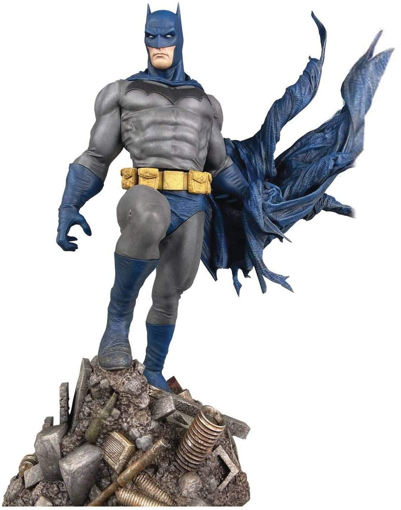 DC Gallery - Batman Defiant 10'' PVC Figure
