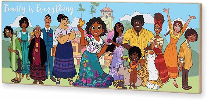 Disney: Encanto Character Collage - Family is Everything Wood Wall Decor