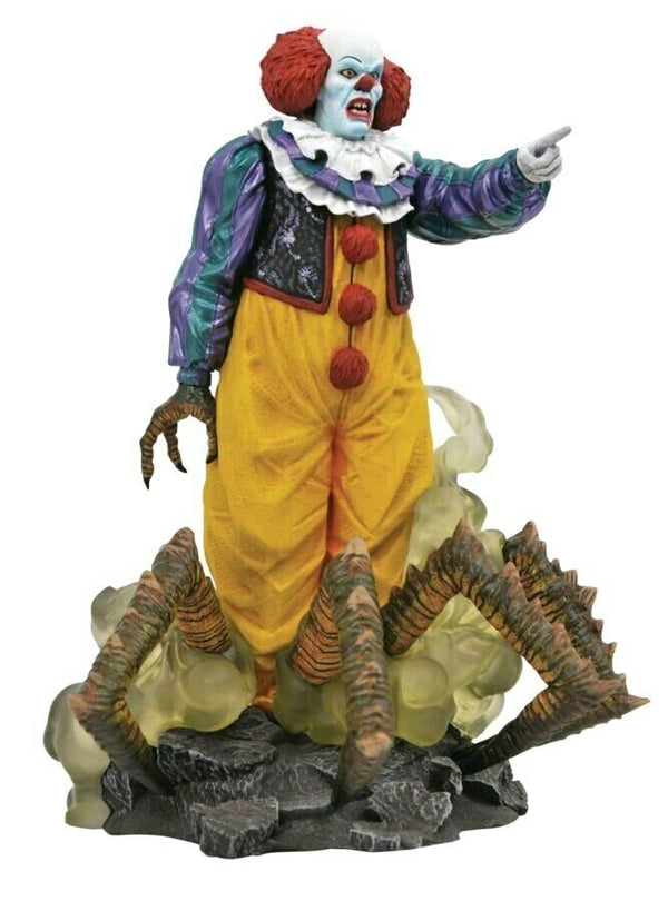 It (1990) - Pennywise Gallery PVC Statue - Kryptonite Character Store