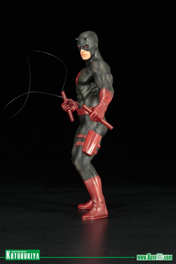 Marvel Comics: The Defenders Series - Daredevil Black Suit ARTFX+ ...