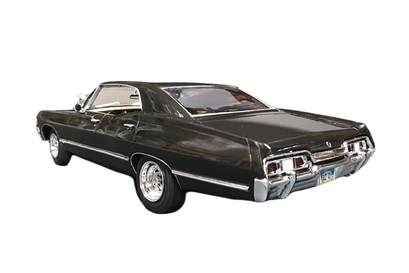 1967 Chevrolet Impala Sport Sedan - Supernatural AMT Model Kit